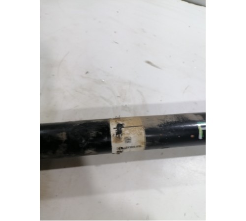 Полуось (привод) передний правый