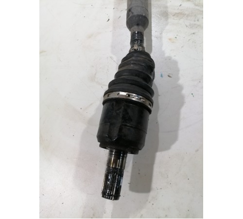 Полуось (привод) передний правый