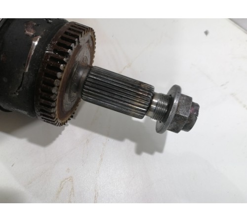 Полуось (привод) передний правый