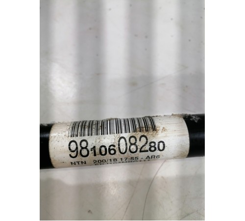 Привод передний левый