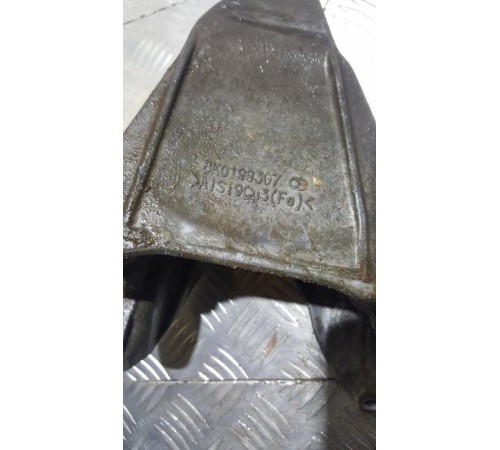 Кронштейн двигателя перед. лев.