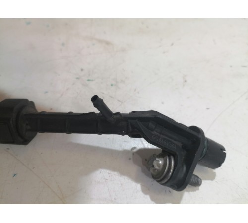 Трубка двигателя