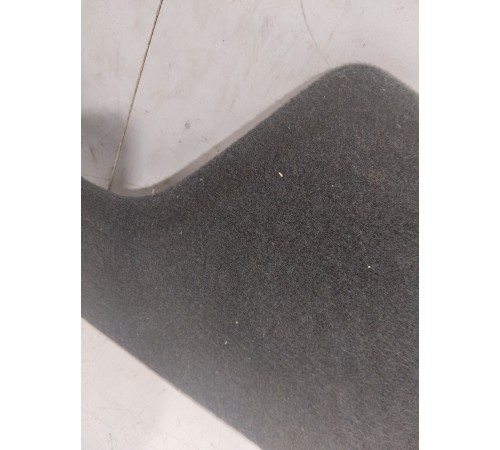 Полка багажника правая