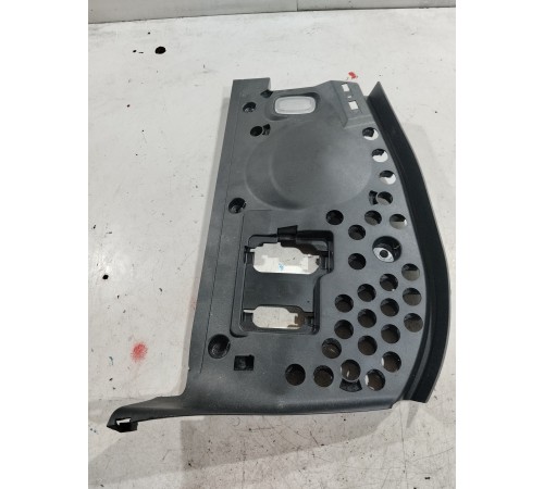 Накладка торпедо правая