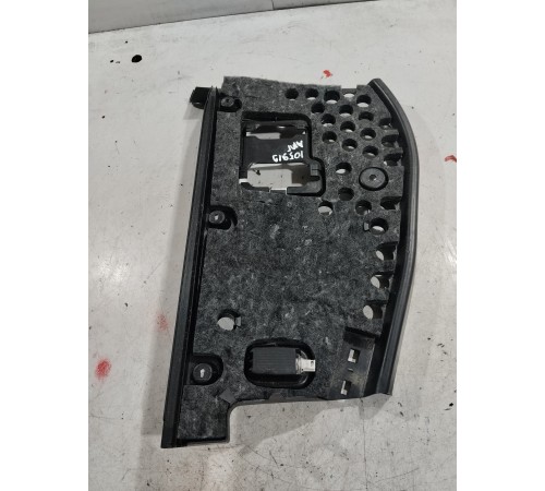 Накладка торпедо правая