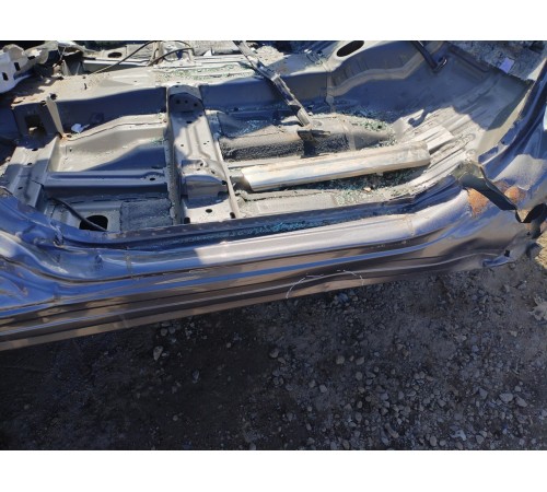 Порог передний правый