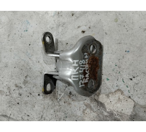 Петля двери передняя правая нижняя