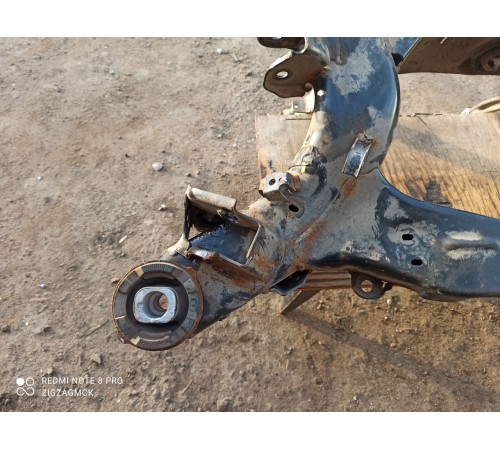 Балка задняя