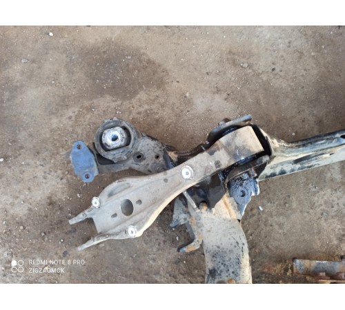 Балка задняя