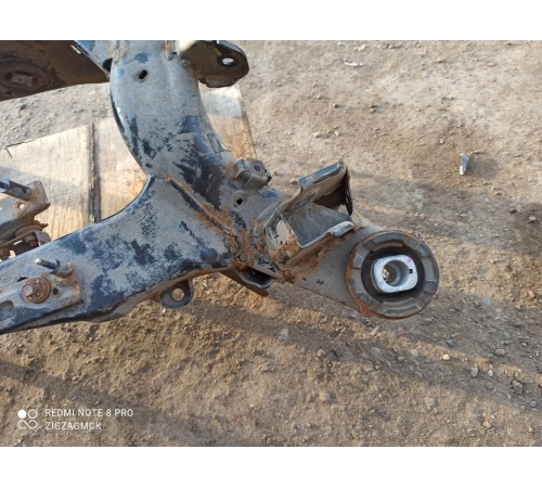 Балка задняя