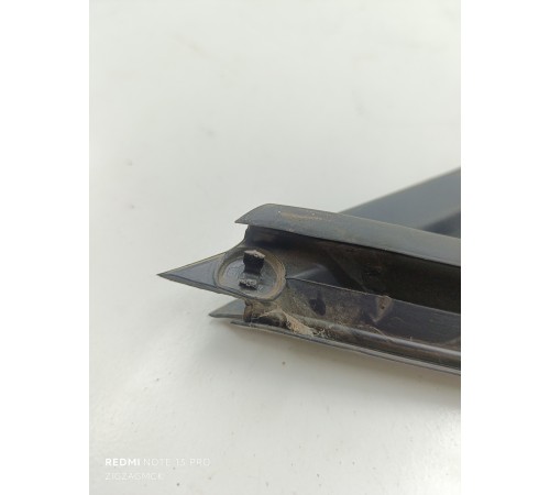 Глухое стекло двери переднее правое