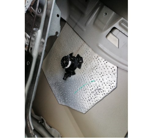 Дверь задняя левая