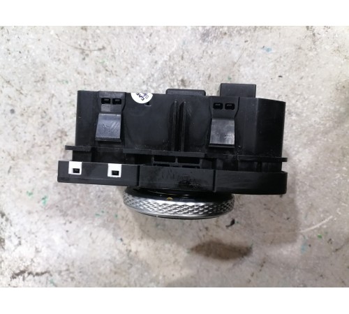 Блок кнопок многофункциональных центральной консоли