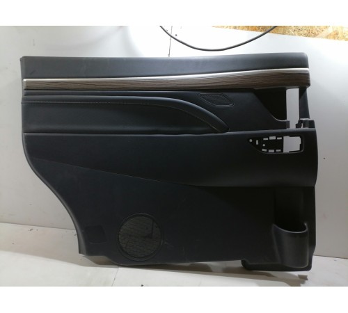 Обшивка двери задняя левая