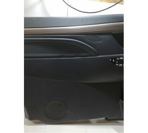 Обшивка двери задняя левая