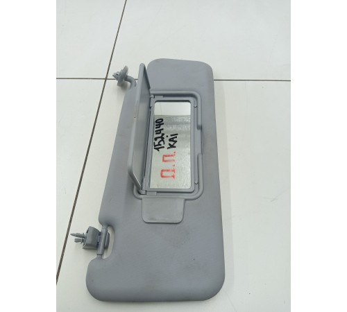 Козырек солнцезащитный правый