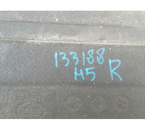 Защита днища правая антигравийная