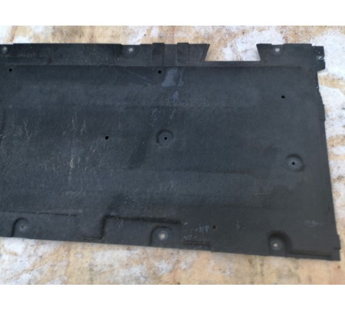 Защита днища правая антигравийная