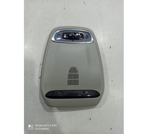 Плафон внутреннего освещения(передний)