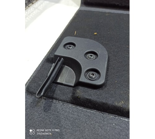 Пол багажника