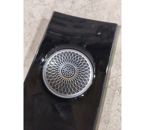 Динамик обшивки двери задний левый с декоративной накладкой