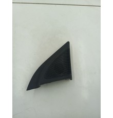 Угол двери передний правый внутренний с динамиком