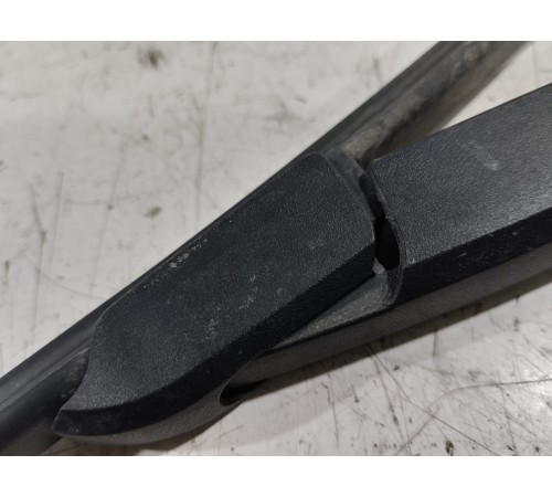 Поводок заднего стеклоочистителя