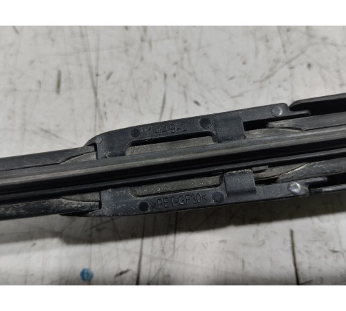 Поводок заднего стеклоочистителя