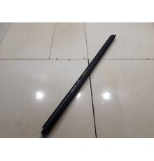 Уплотнитель стекла (задний, правый, внутренний)