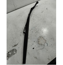Поводок стеклоочистителя левый