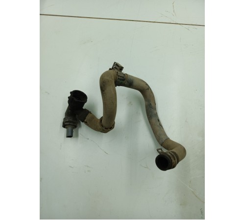 Патрубок охлаждения