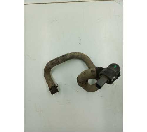 Патрубок охлаждения