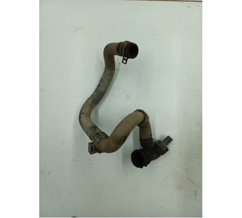 Патрубок охлаждения