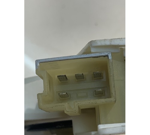 Моторчик стеклоподъемника (задний, правый)