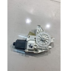 Моторчик стеклоподъемника (задний, правый)