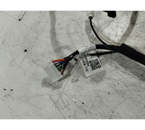 Электропроводка крышки багажника