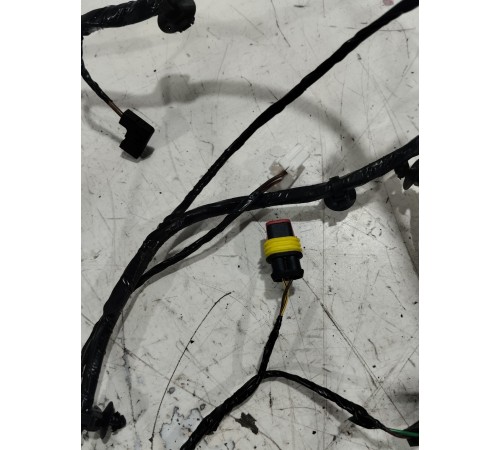 Электропроводка крышки багажника