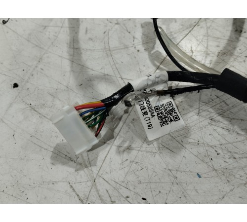 Электропроводка крышки багажника