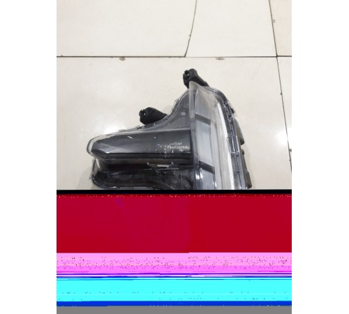 Фара противотуманная (передняя правая)