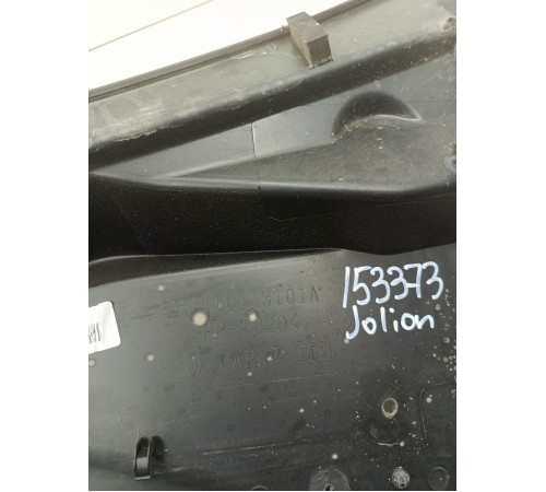 Планка под лобовое стекло жабо