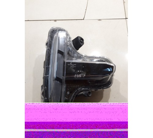 Фара противотуманная (передняя правая)