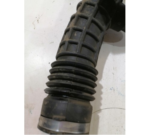 Патрубок воздушного фильтра