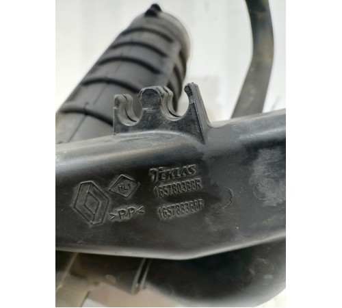 Патрубок воздушного фильтра