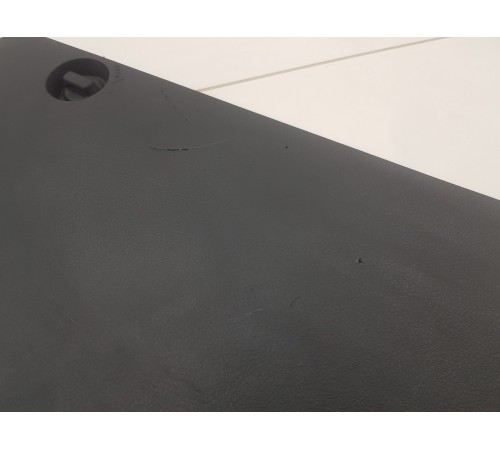 Крышка обшивки багажника