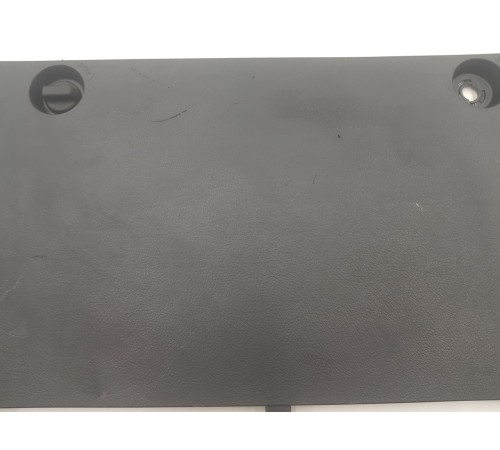 Крышка обшивки багажника