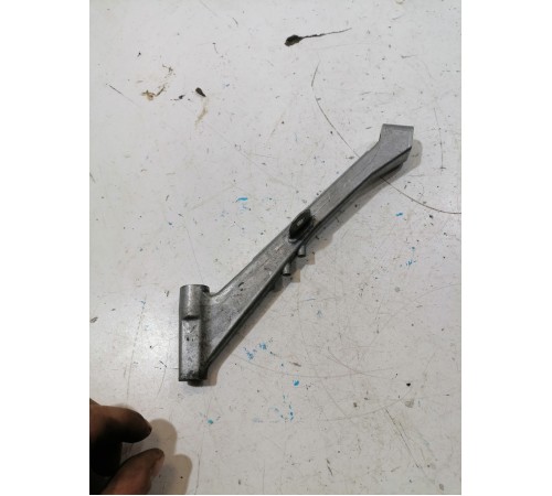 Кронштейн впускного коллектора