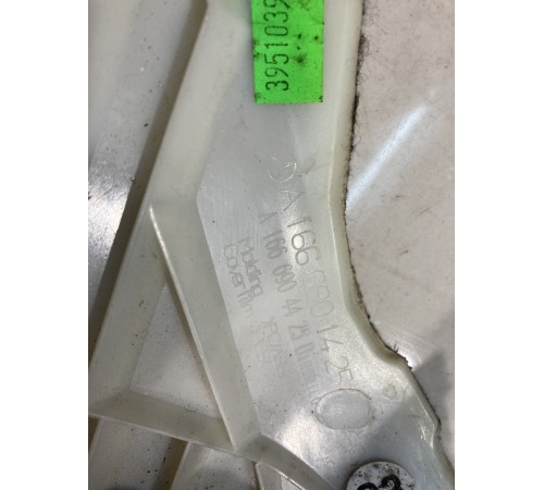 Обшивка стойки (передняя, правая)