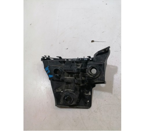 Кронштейн заднего бампера правый