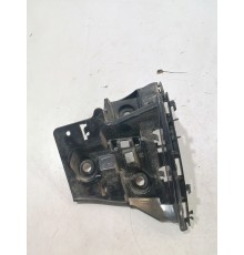 Кронштейн заднего бампера правый