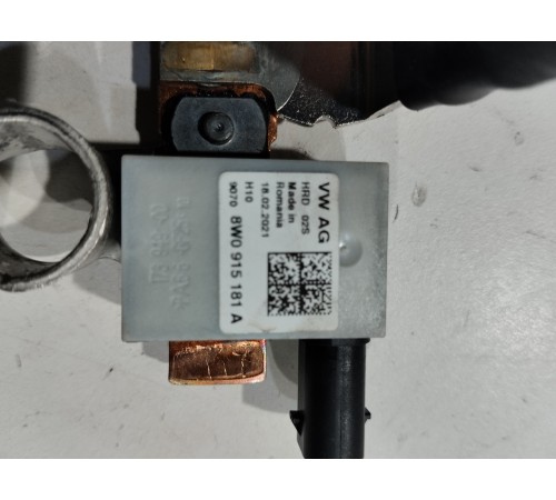 Клемма аккумулятора минусовая